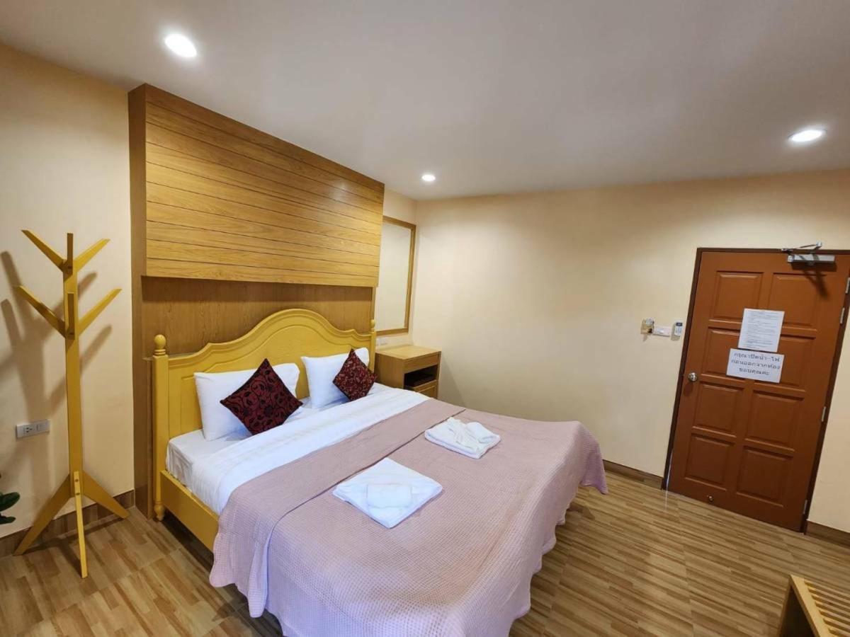 Alaita Hostel Patong Exteriér fotografie